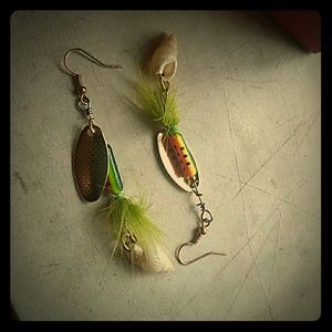 *MTO-Dangle rooster tail earrings